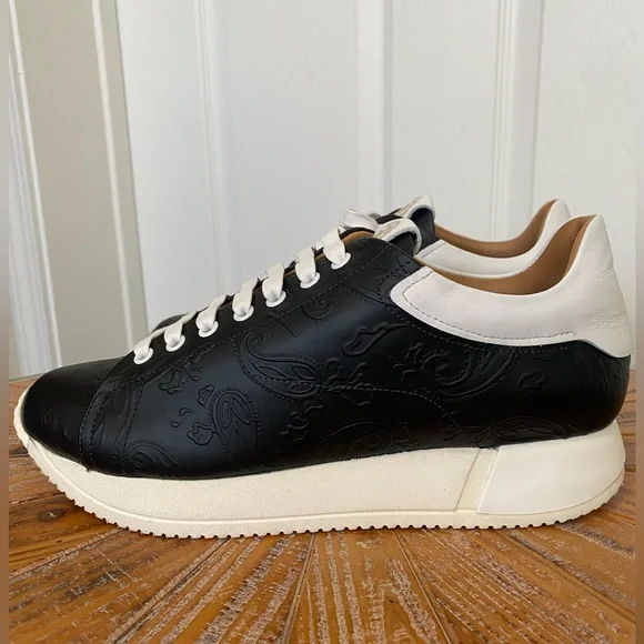 NWT EsseutEsse Women’s Black and White Embossed Genuine Leather Sneakers Size 10 - Picture 5 of 9